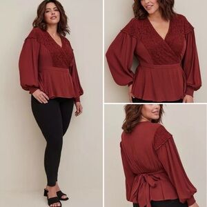 Torrid • Crinkle Gauze Wrap Top